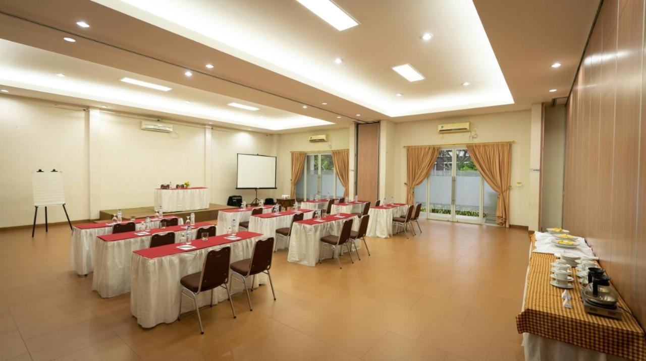 Hotel Nite & Day Mdc Puncak - Gadog Bogor Zewnętrze zdjęcie